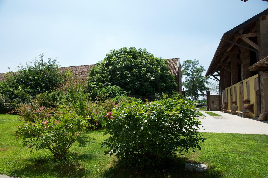 Cascina Delle Mele Bed and Breakfast Vittuone Εξωτερικό φωτογραφία