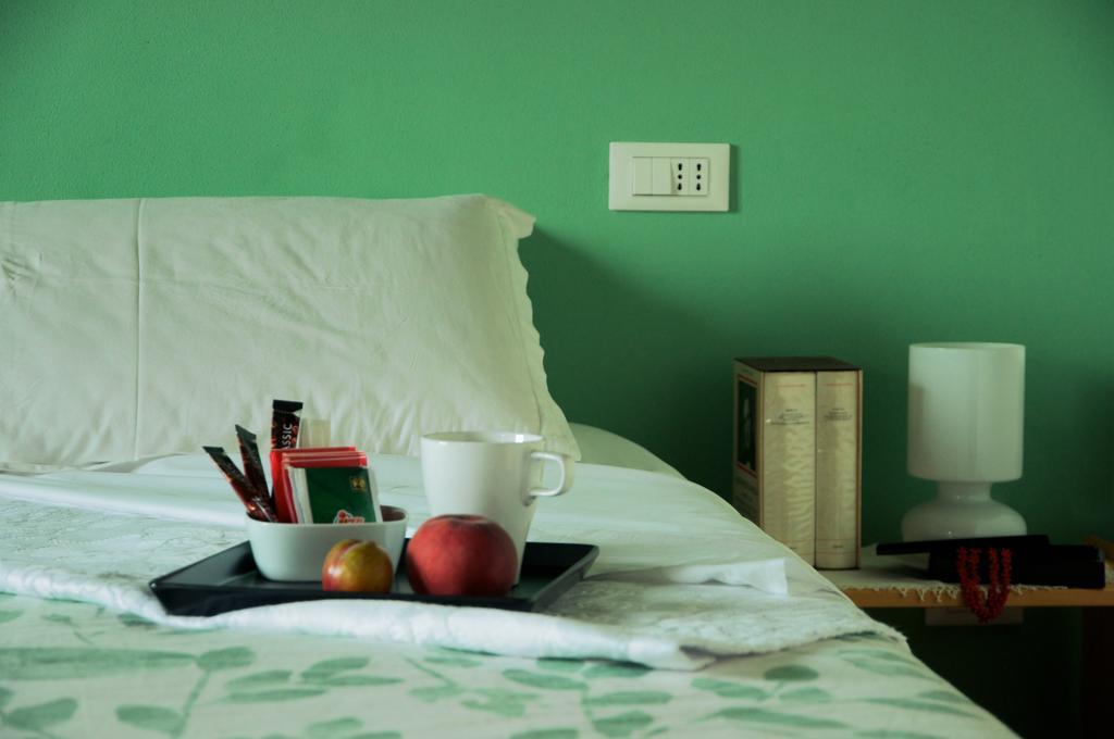 Cascina Delle Mele Bed and Breakfast Vittuone Εξωτερικό φωτογραφία