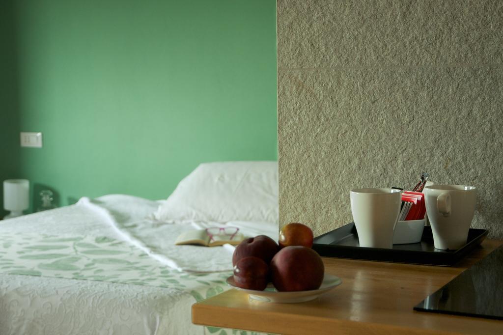 Cascina Delle Mele Bed and Breakfast Vittuone Εξωτερικό φωτογραφία
